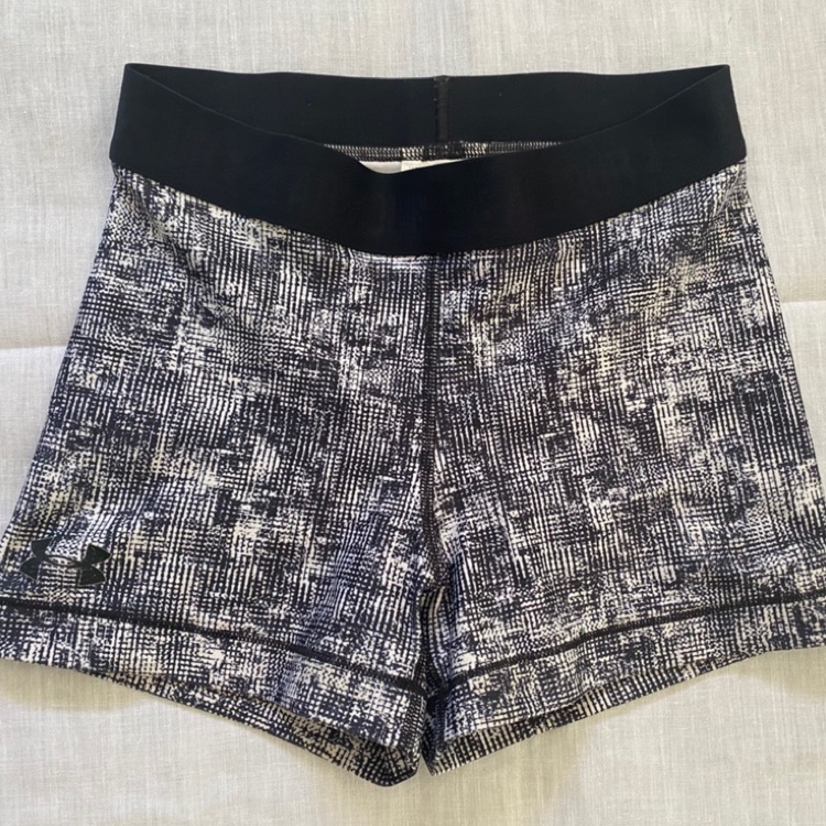 טייץ קצר של Under Armour אנד ארמור 