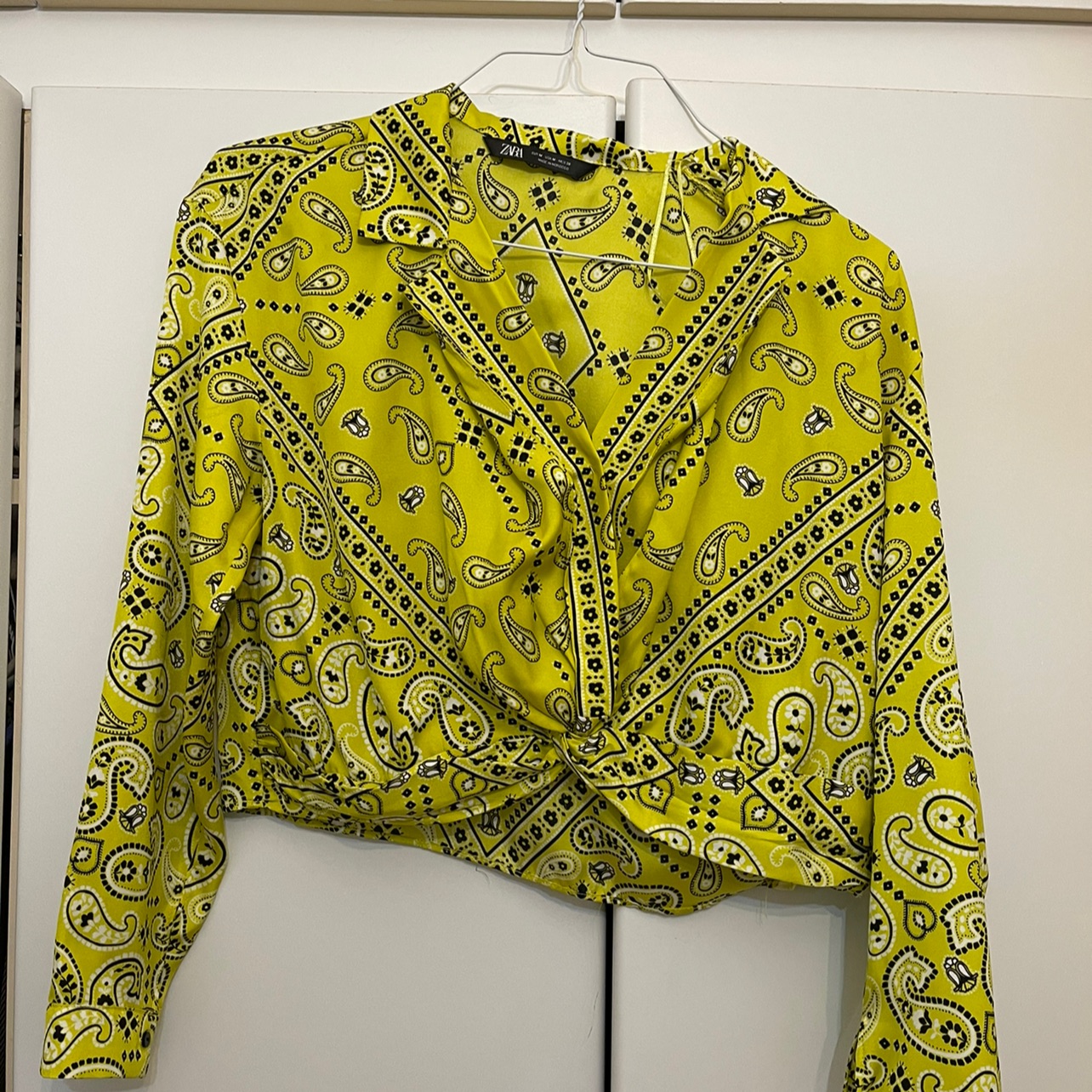 חולצת בנדנה