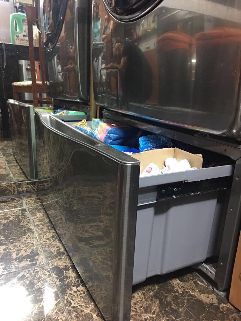  מגירת אחסון למכונת כביסה או למייבש בייבוא מחול עלה 3000 נקנה שניים ובסוף השתמשנו רק באחד
מוכרים ב2500