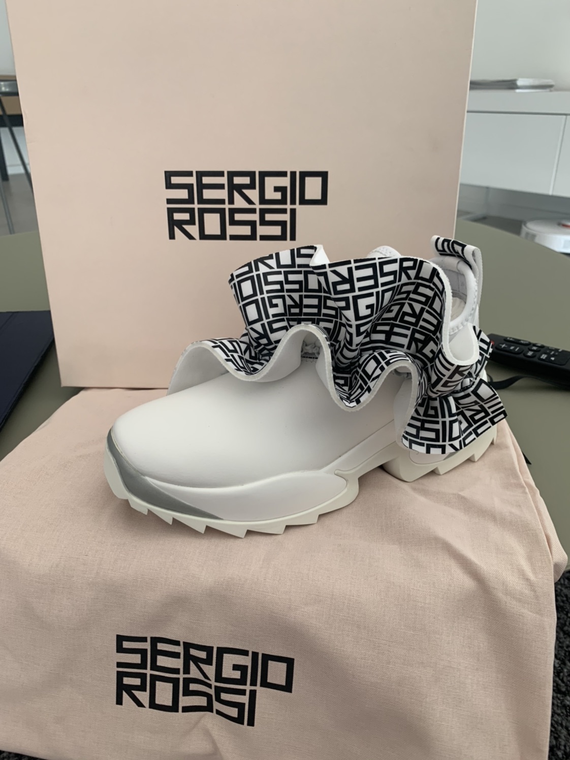 New Sergio Rossi shoes .size 37.