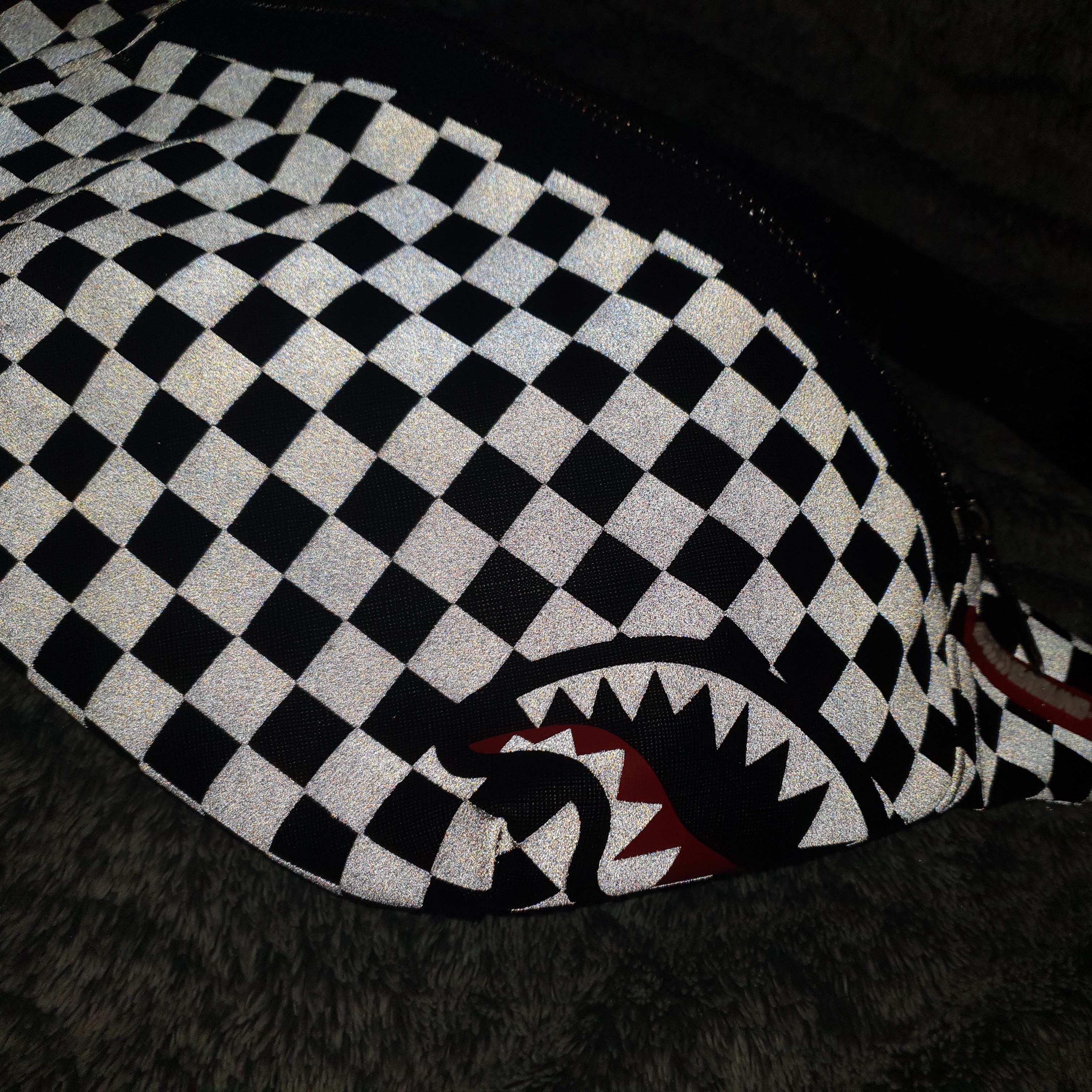פאוץ׳ של SPRAYGROUND 