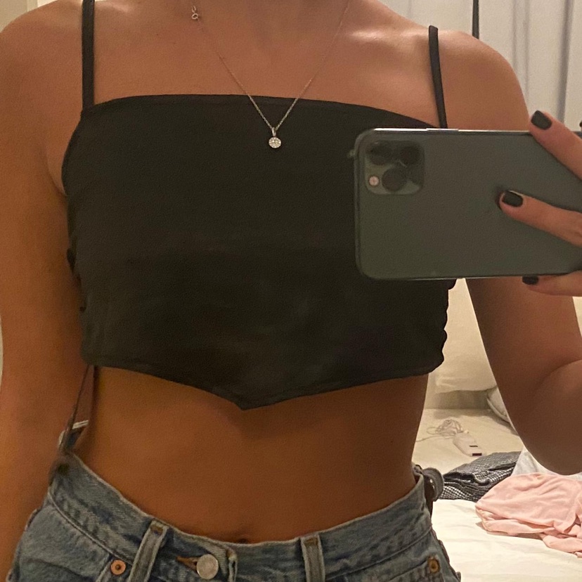 גופייה מmotel 