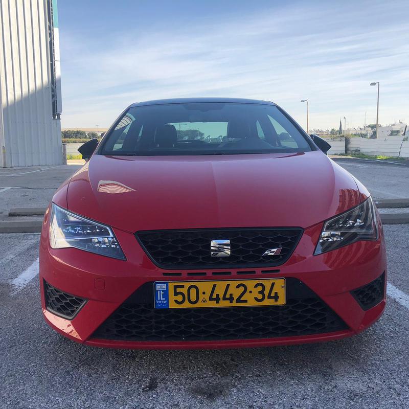 seat לאון 2015