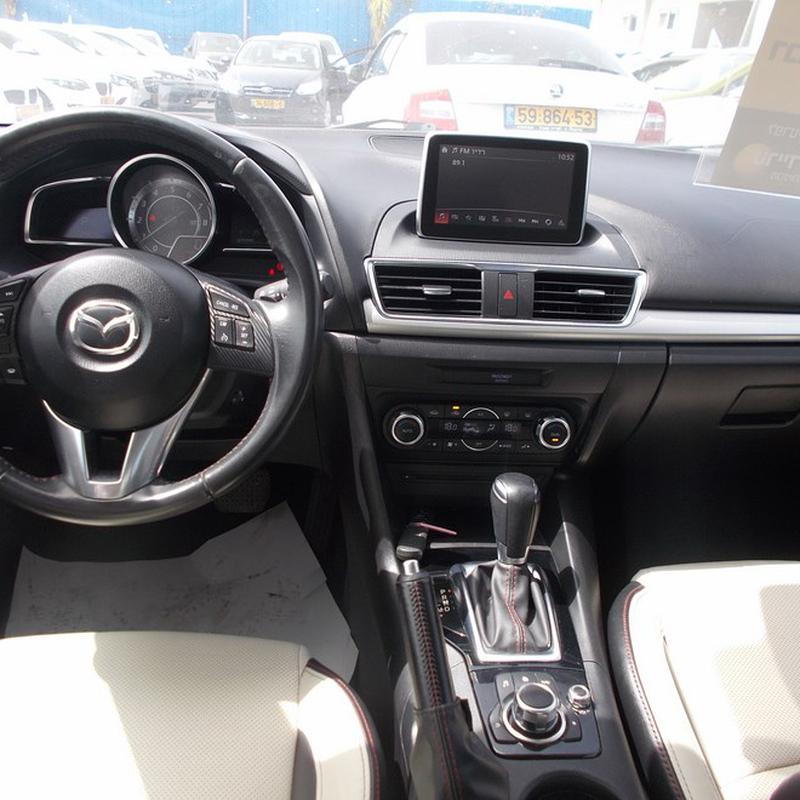 mazda 3 2017