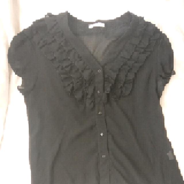 חולצה אלגנטית עשירה