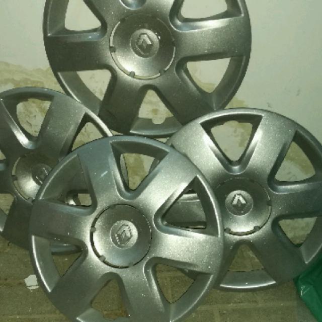 4 טסות חדשות לרנו. 15''