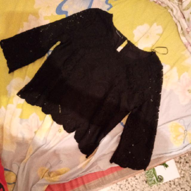 חולצה שחורה אלגנט