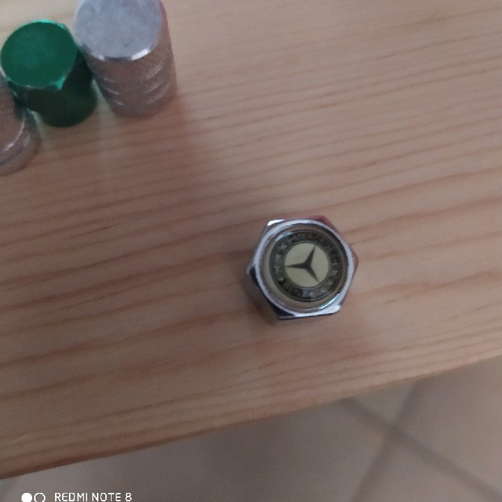 לאגר לאופניים של מרצדס