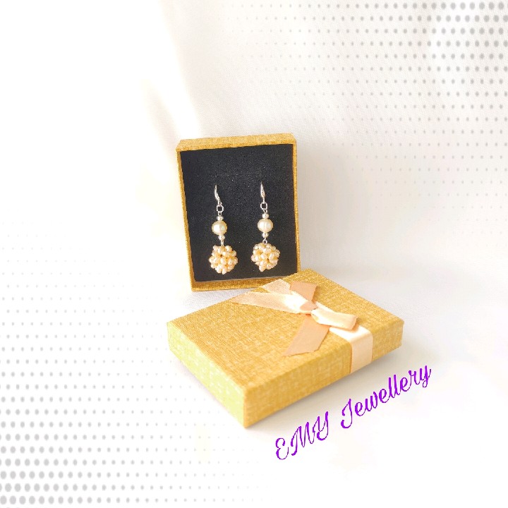 עגילים פנינים מדהימים