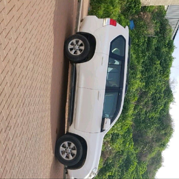 למכירה טויוטה לנד קרוזר