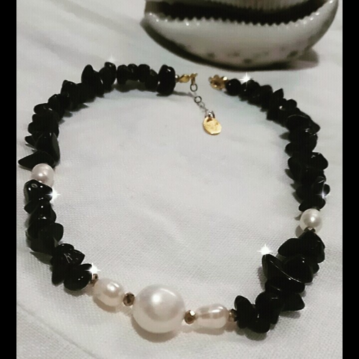 שרשרת  אבני בלאק אגט ופנינה