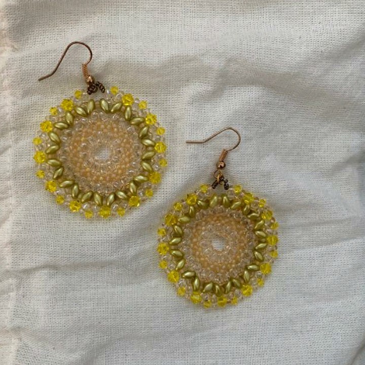 earring in disco vibe 🕺