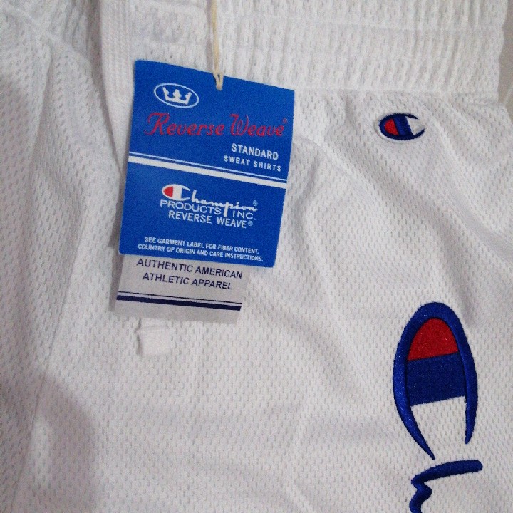 מכנסיים קצרות של champion