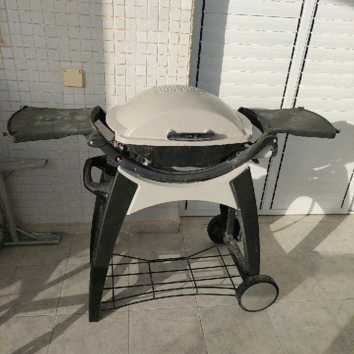 גריל גז weber במצב מצויין