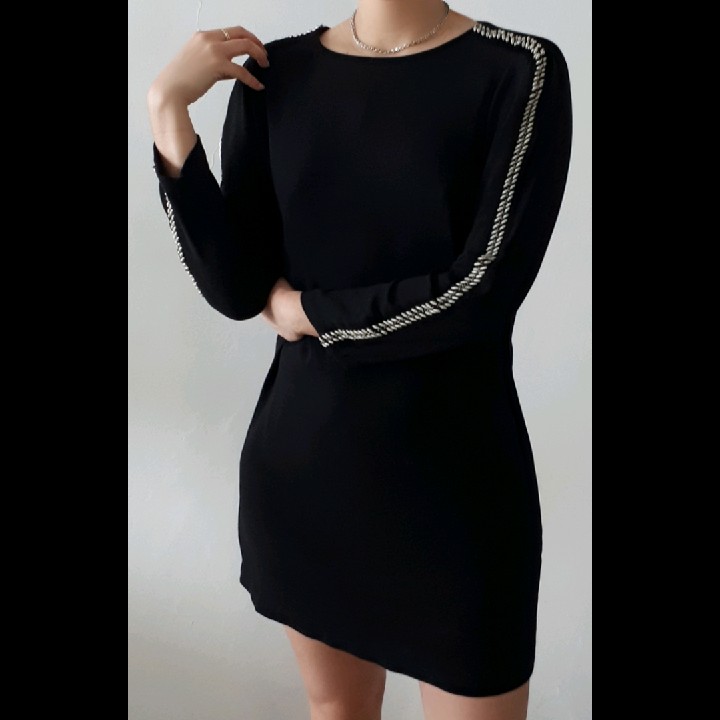Long Sleeve Black Dress M-L