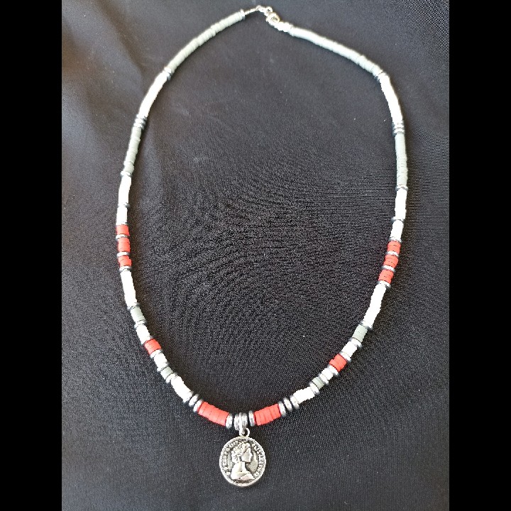 שרשרת עם אלמנט קולקציה 2020