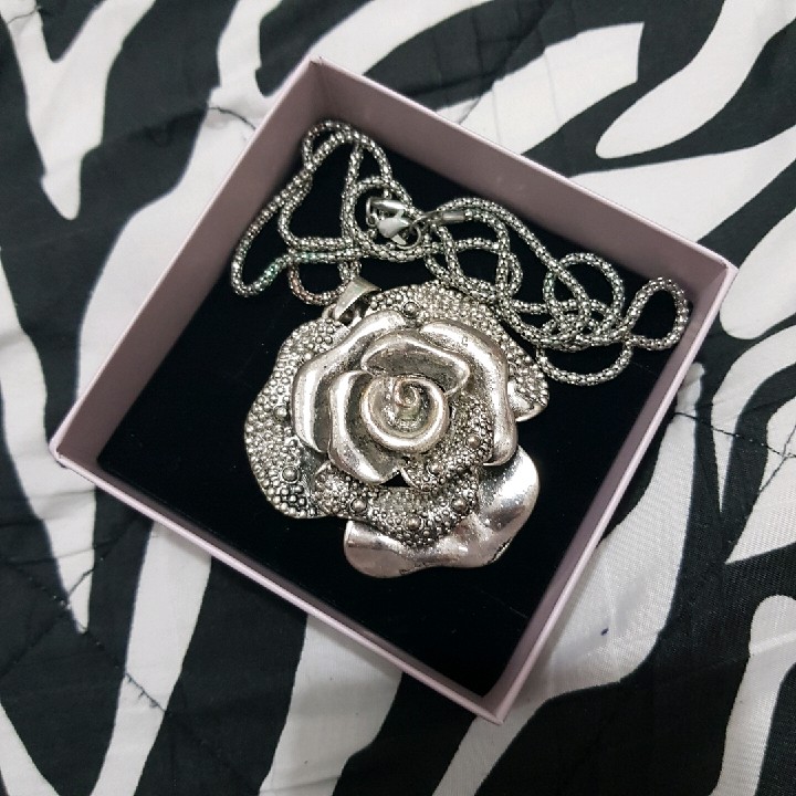 שרשרת מעוצבת מיוחדת