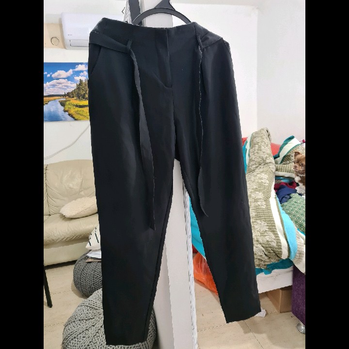 מכנס אלגנט מהמם 30 ₪ בצבע שחור !