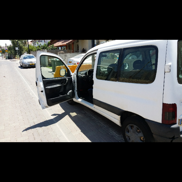 סיטרואן 2006 יד 1