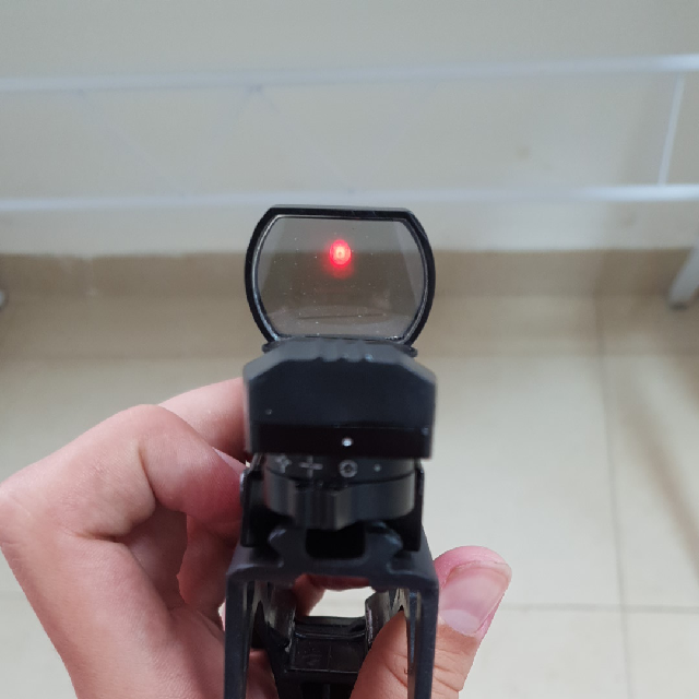 כוונת red dot עם מתאם לגלוק.