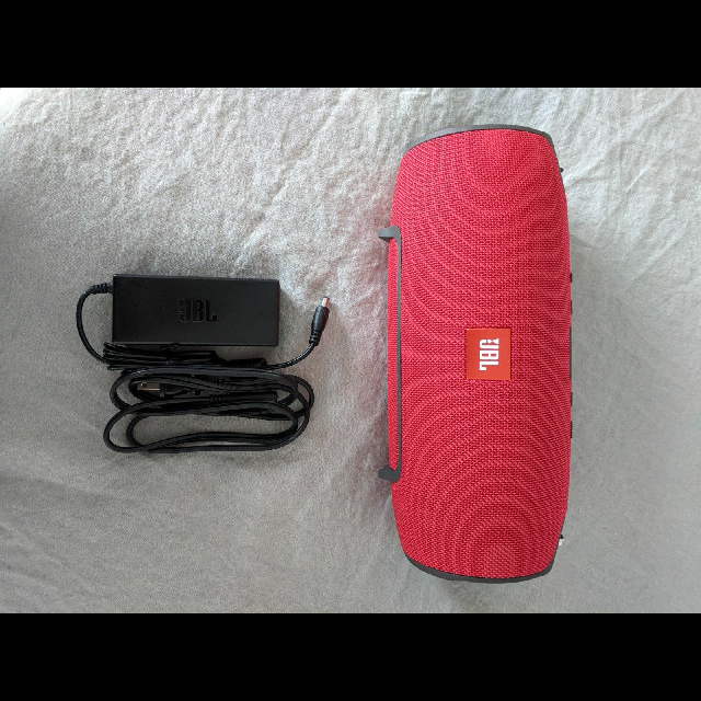 רמקול jbl xtreme חדש בצבעים שחור אדום וצבאי 