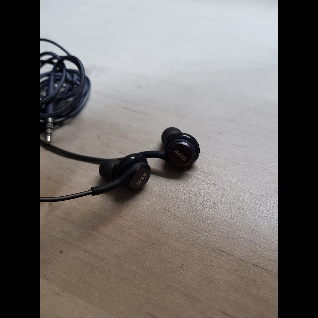 חדש AKG סמסונג