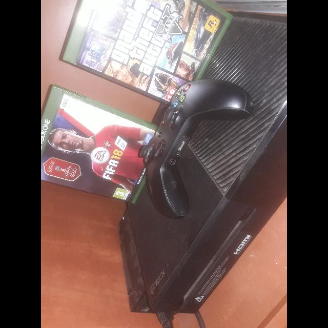 x box one +FIFA18 +GTA v+live gold