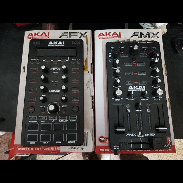 קונטרולר של AKAI
