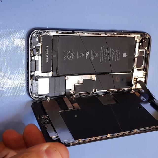 תיקון מסך s8