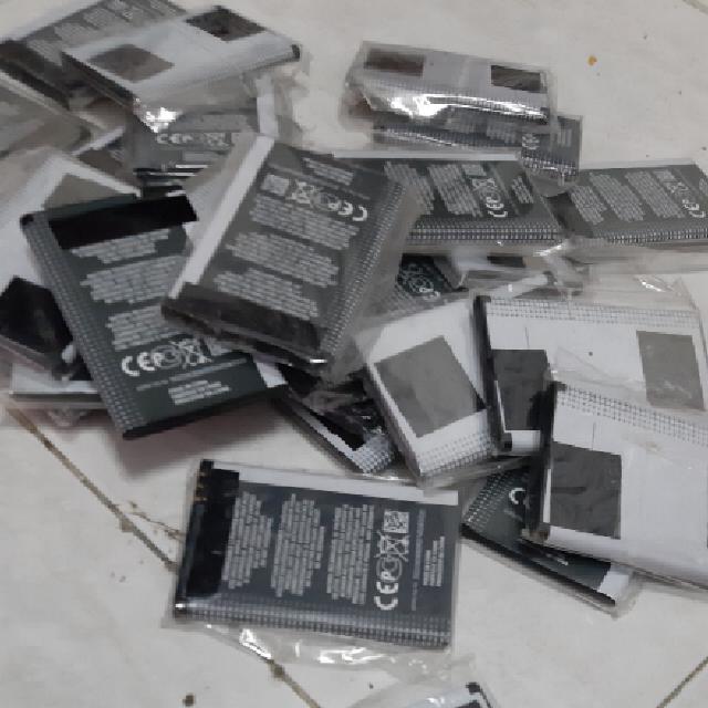 25 סוללות של Nokia