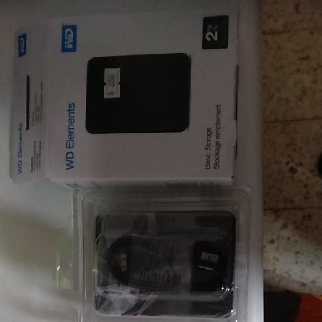 שתי טרה זיכרון. חדש לחלוטין.