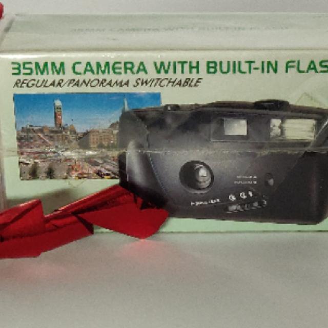 מצלמה ישנה באריזה, לא שומשה מעולם