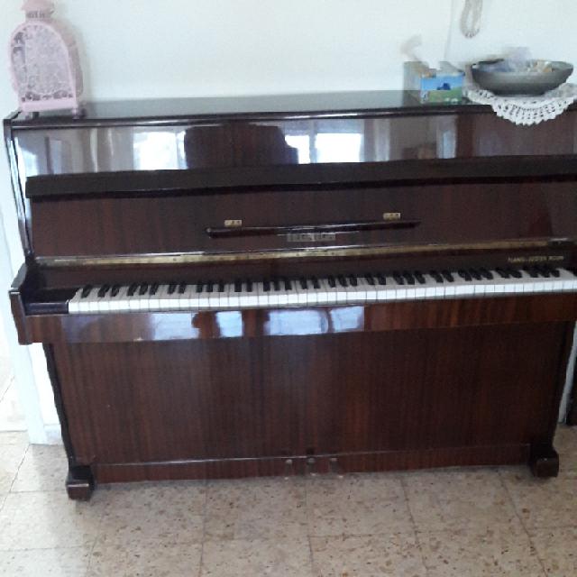 פסנתר מצב מצוין