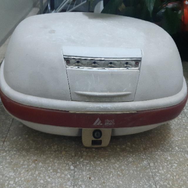 ארגז לאופנוע קטנוע