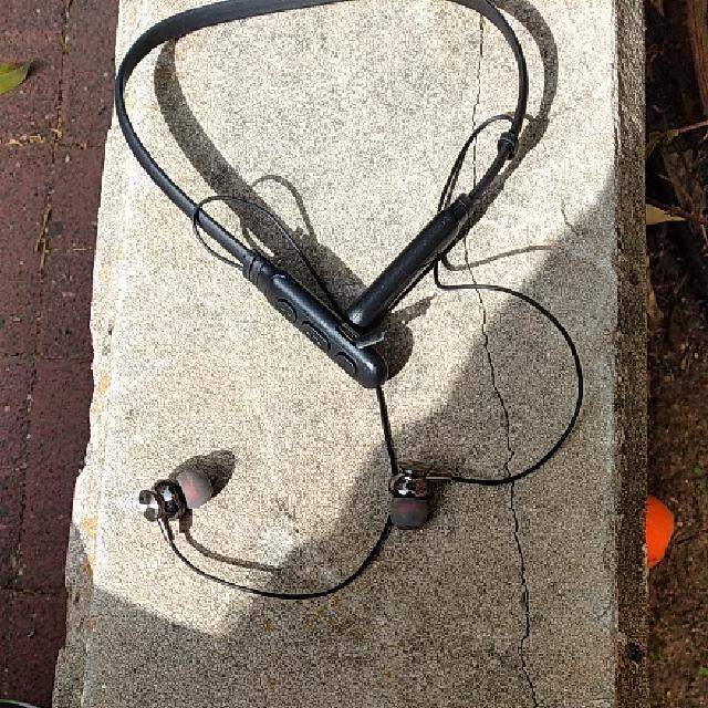 אוזניות בלוטות'