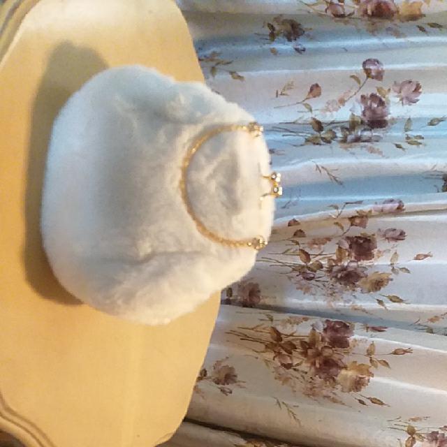 תיק פרווה רכה,נמכר גם כתיק ערב.