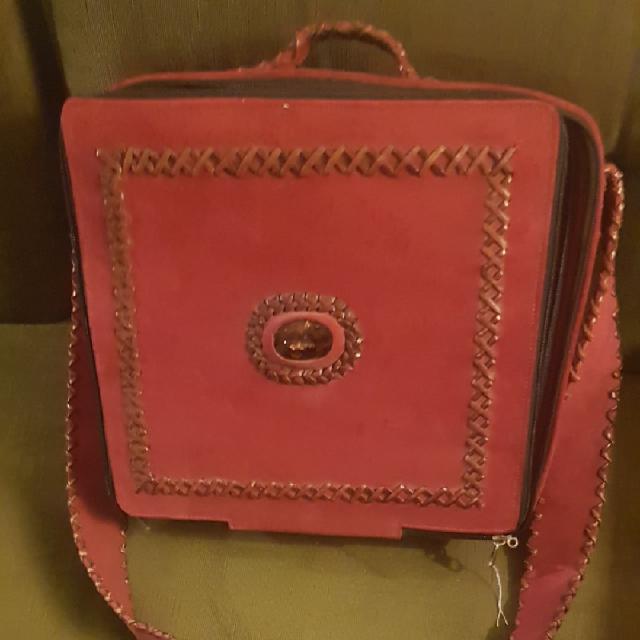 תיק מקצועי לתכשיטנים