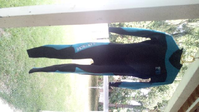 חליפת גלישה / צלילה