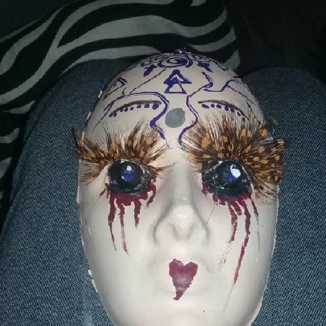 מסכה בעבודת יד