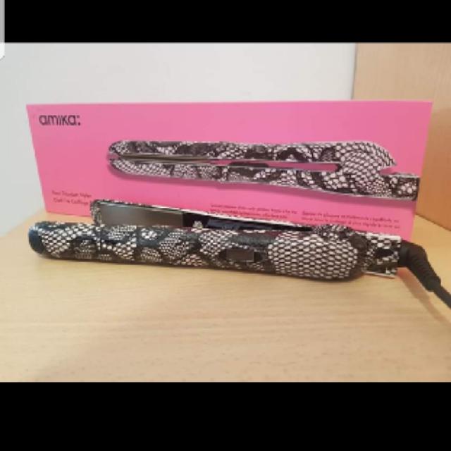 למכירה מחלק טיטניום של אמיקה במצב חדש! 