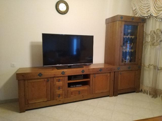 מזנון ארון ושולחן לסלון