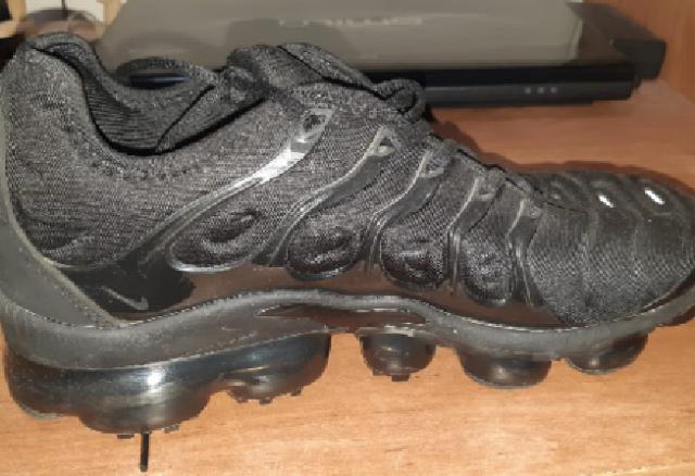 nike vapromax plus מקורי