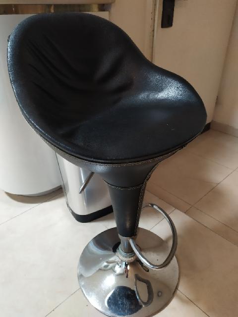 כסא בר מסתובב