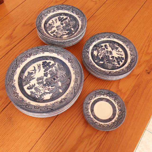 סט צלחות אנגליה 