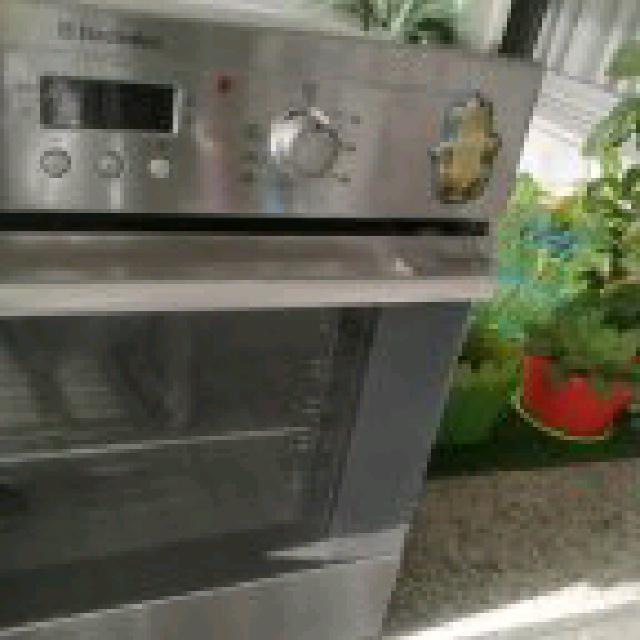 תנור רפייה אלקטרולוקס בהזדמנות