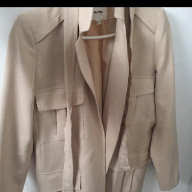 מעיל מהמם וחדש