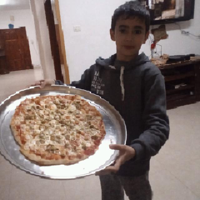 بيتزا فقط ب٢٠شيكل يا بلاش