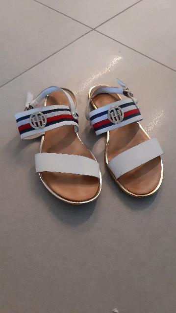 כפכפי Tommy Hilfiger