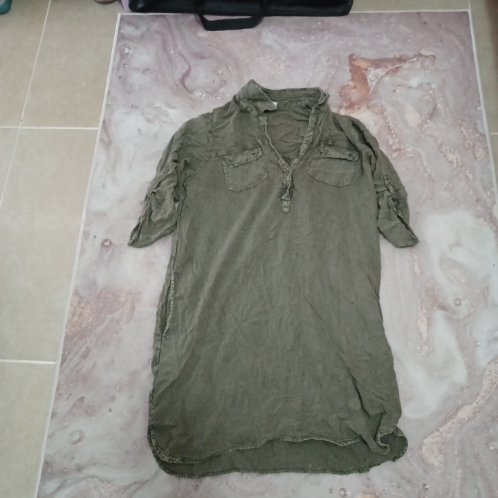 טוניקה קולית בצבע זית