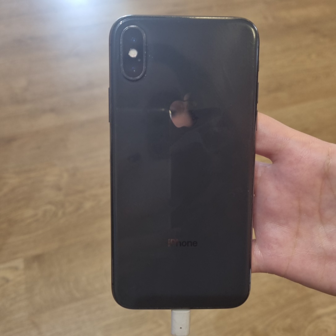 iPhone 